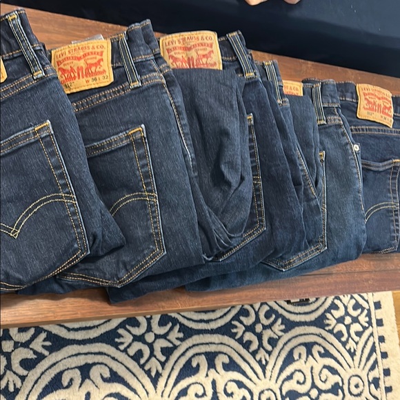 Six for the price of one! Levi's Men's 512 Jeans - Picture 2 of 8